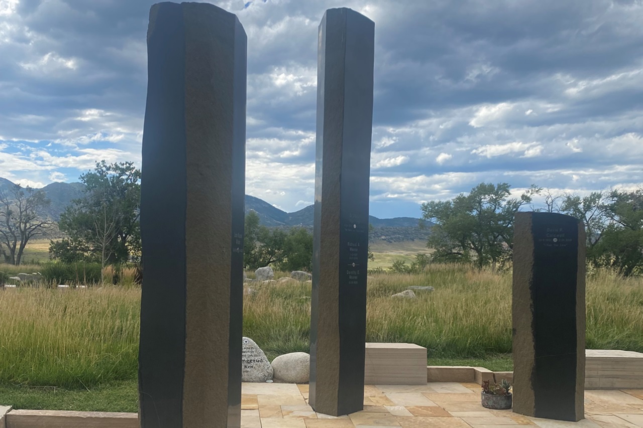 Meadow View columns at Seven Stones Colorado